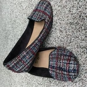 Women's flats
